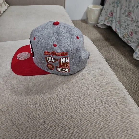 Mitchell and Ness San Francisco 49ers Baseball cap. Wore Once. Excellent Cond. - Picture 4 of 5